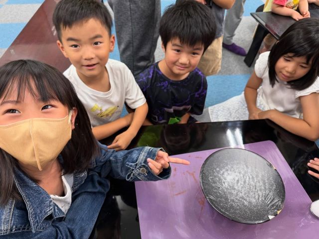 音の振動についての実験を行いました📣

放課後等デイサービス #放課後等デイサービス #放デイ #ウィズユー #療育 #発達障害 #ダウン症 #自閉症スペクトラム #自閉症 #ASD #障害児 #知的障害 #関西 #近畿 #大阪府 #大阪 #堺市 #堺 #療育プログラム
