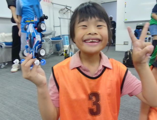 事業所合同のミニ四駆大会を開催しました！
大盛り上がりのレースでした✨

#ウィズユー #ウィズ・ユー #療育 #療育プログラム #放課後等デイサービス #放課後デイサービス #放デイ #発達障害 #自閉症 #自閉症スペクトラム #ダウン症の息子 #asd #知的障害 #障害児 #関西 #近畿 #大阪 #大阪府 #堺 #堺市 #not預かり #ちゃんと療育 #ミニ四駆