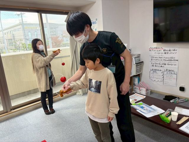 紙コップでオリジナルのけん玉を作りました😊
いろんな技にもたくさんチャレンジしました✨

#放課後等デイサービス #療育 #ウィズユー